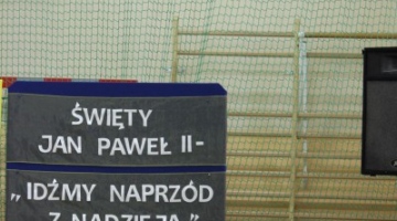 Idźmy naprzód z nadzieją - wielkie czytanie biografii Św. Jana Pawła II
