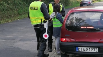 Spotkanie z policjantami Komendy Miejskiej Policji w Tarnowie oraz akcja „Jabłko – cytryna”