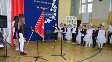 Dzień Edukacji Narodowej, Pasowanie pierwszoklasistów 