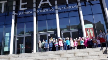 Wyjazd Przedszkolaków do Teatru i PSP w Tarnowie