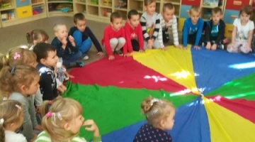Bibliotekarze z wizytą w przedszkolu