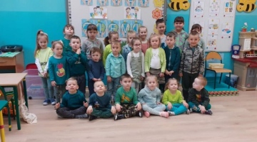 Dzień Ziemi w grupie: Biedronek i Pszczółek 