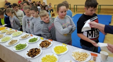 Zdrowo jem, więcej wiem - promocja podjętych działań w szkole