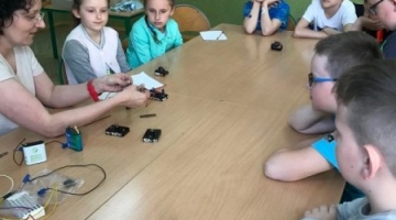 „Czytam z klasą – poznajemy zawody”