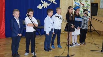 Dzień Edukacji Narodowej, Pasowanie pierwszoklasistów 