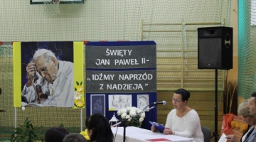 Idźmy naprzód z nadzieją - wielkie czytanie biografii Św. Jana Pawła II