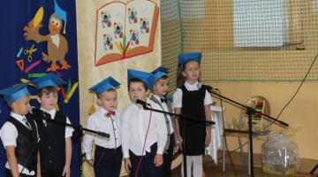 Dzień Edukacji Narodowej,  Pasowanie pierwszoklasistów 